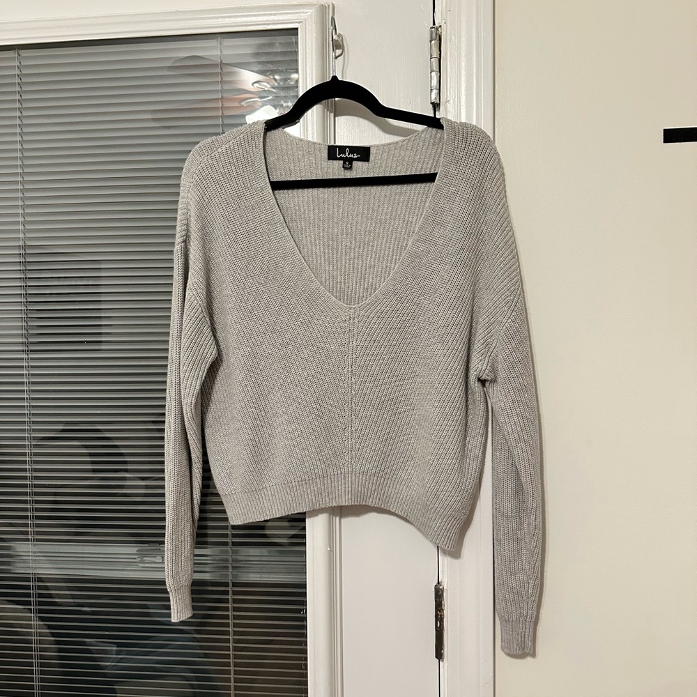 Lulu's Light Gray V-Neck Sweater